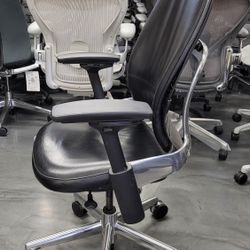 Lightly Used Steelcase Leap V2 Chair