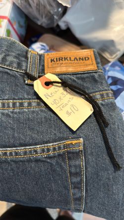 Kirkland Jeans 40 X 32. 3 Pairs $30.00