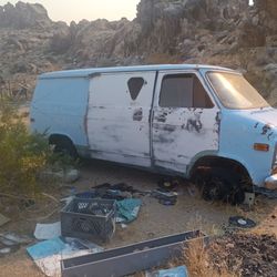 1972 chevy van rolling chassis with shell