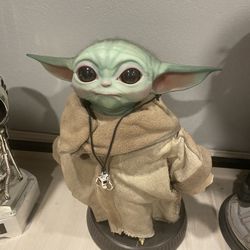 Star Wars The Mandalorian Grogu Life Size Statue 