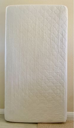 Crib Mattress, Pristine Condition, Nontoxic Material.