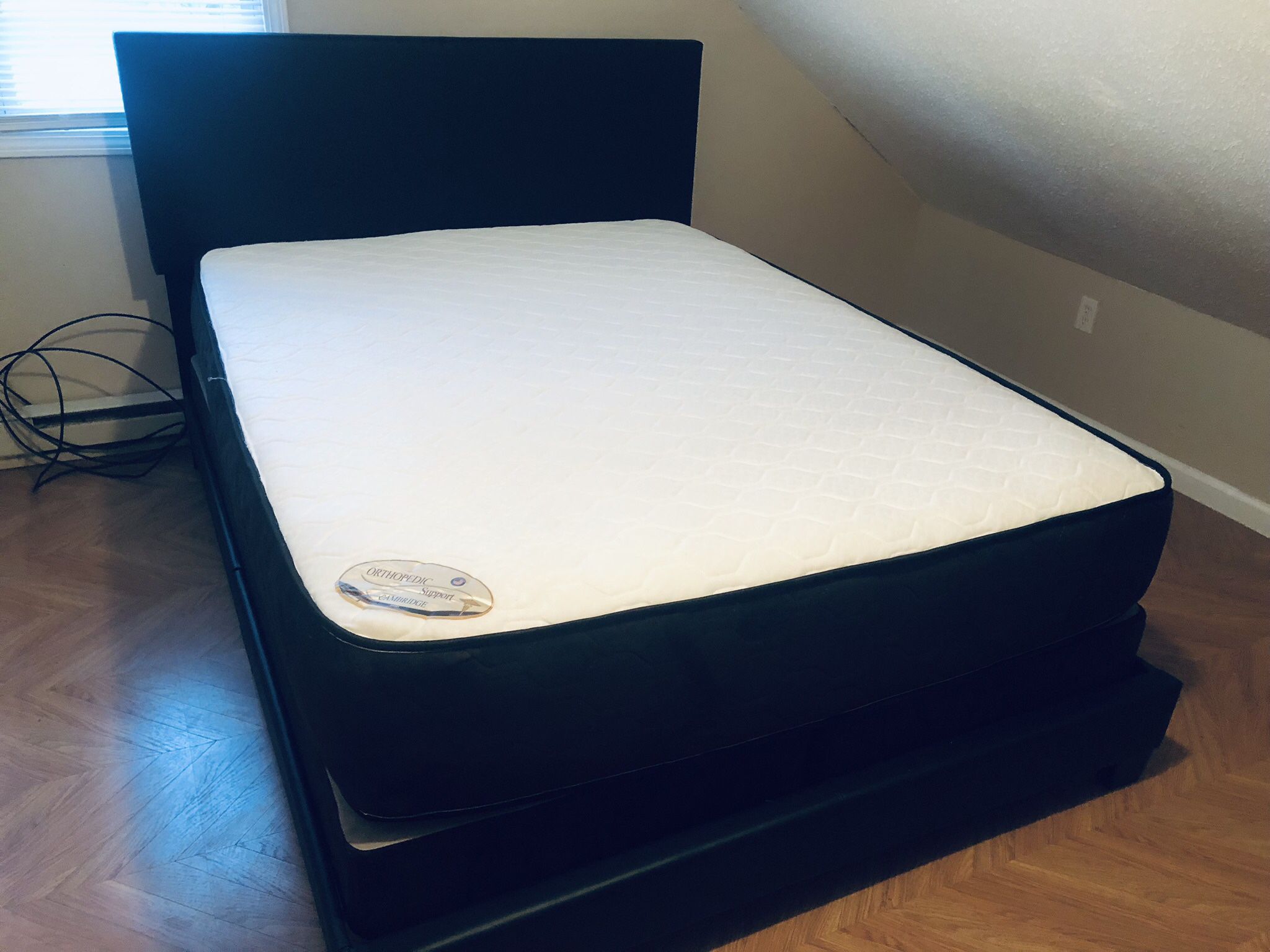 Queen size mattres Foam 11”thick+Regular box spring+Bed frame Brand new. We Finance we deliver