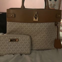 Mk Purse With Wallet 