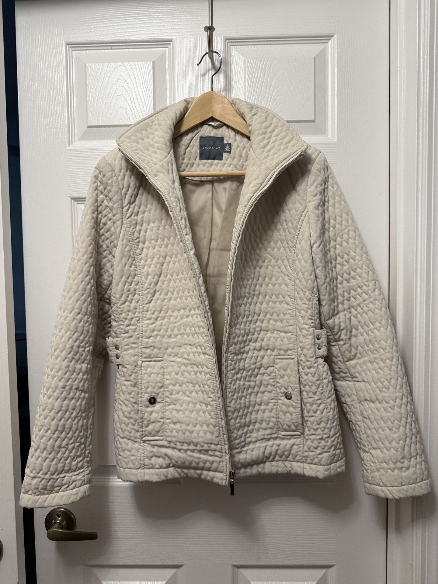 Women's Beige Quilted Puffer Jacket Size Large