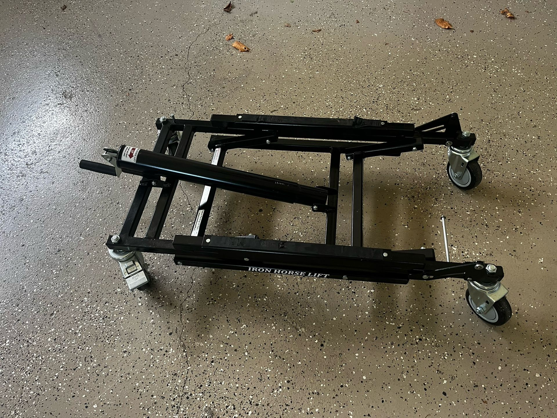 Iron Horse Lift Motorcycle Dolly