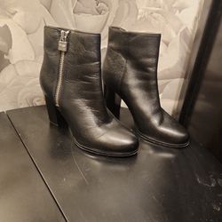 Michael Kors leather Boot