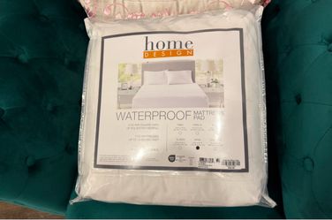 HOME DESIGN King Waterproof Mattress Pad - BRAND NEW