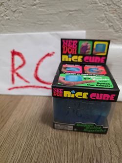 Schylling Needoh blue NICE CUBE - Sensory Squeeze Toy