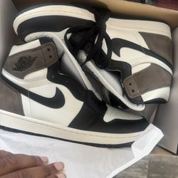 Air Jordan 1 retro high og  ‘dark mocha