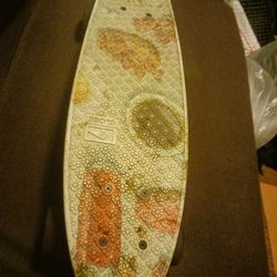 GLOBE BATAM ST 24 INCH SKATE BOARD