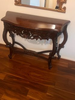Vintage Ornate Carved Wood Console Table – Louis XV / French Provincial Style