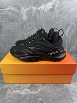B44 Blade Dior Sneaker