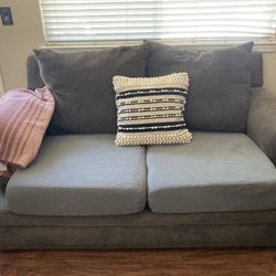Loveseat 