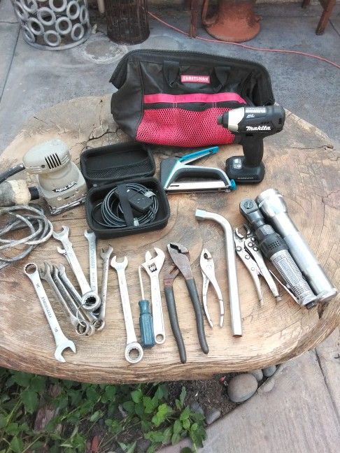 Makita Drill Sander Camera Rotek Bag Flashlight Wrench 🔧 Staple Gun