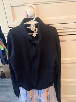 Girls ALO Size M(8) black button down sweater