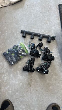 4-Valve Sprinkler Manifold Setup with Flow Control, Rain Bird 1" Electric Remote Control Valves, and 1" Dura Manifold - 100DVF-DMF4