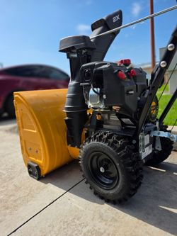 CUBE CADET GAS 24"IN ELECTRIC START SNOW BLOWER WON'T TURN ON