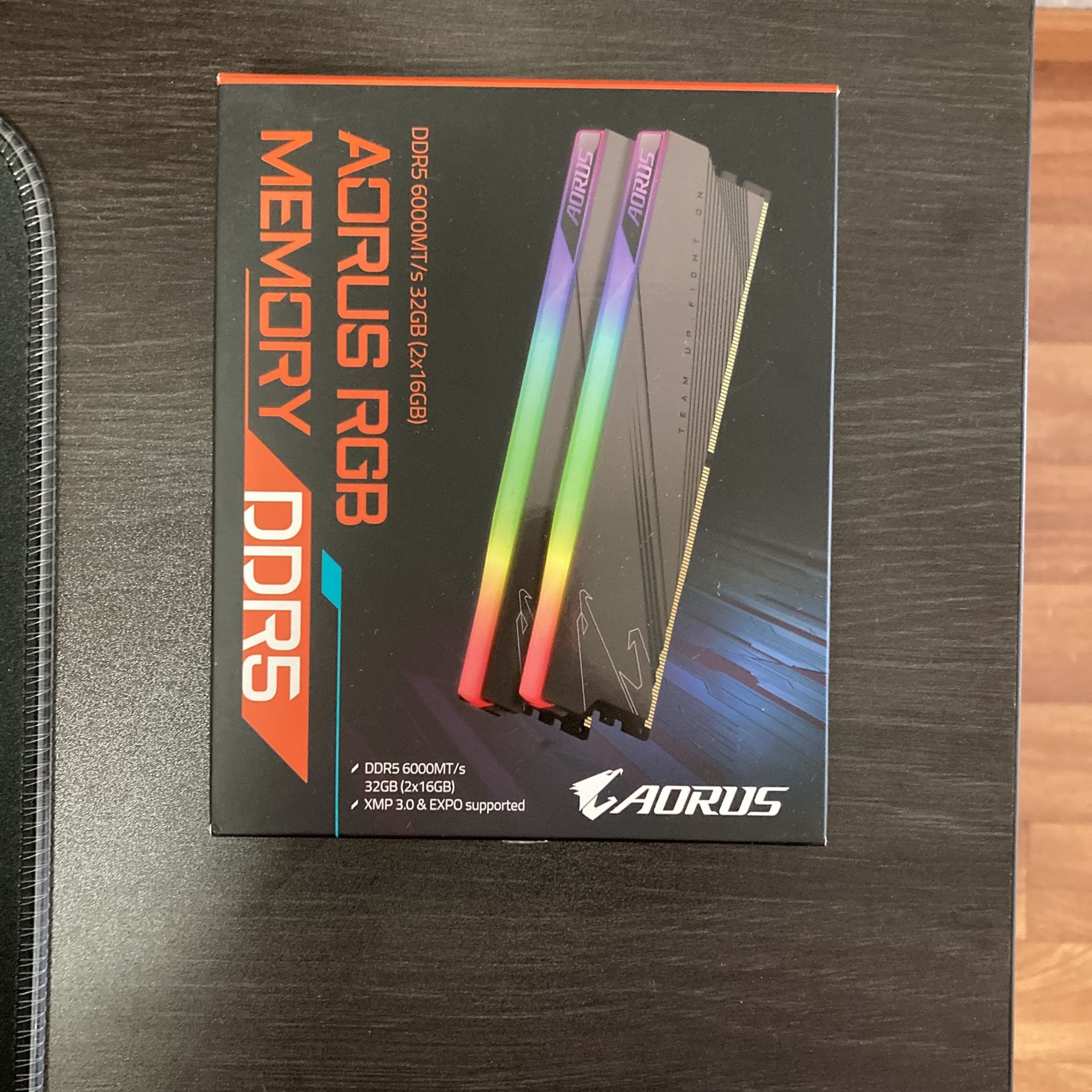 Gigabyte Aorus RGB Memory DDR5 (6000 MT/s)