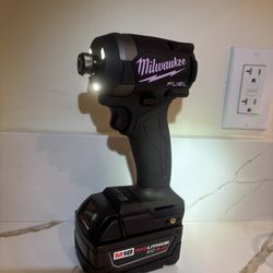 Milwuakee m18 fuel impact driver midnight purple 