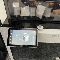 Bamboo X1 Carbon With AMS and Filament