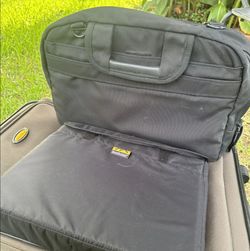 Brenthaven Black Laptop/Computer Briefcase Bag – lightly used