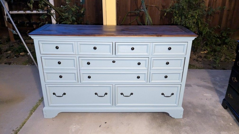Dresser – Baby Blue & Wood Stain Top