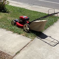Craftman 6.5 hp gas lawnmower self-propelled works perfect excellent condition