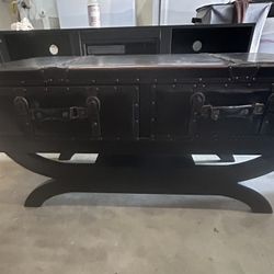 Coffee Table w/ Drawers