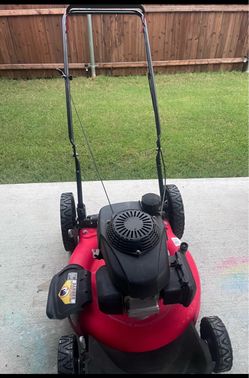 Craftsman 21” Gas push  Lawn Mower (HONDA ENGINE)