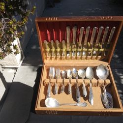 1920's Marathon Silverware In Original Case.