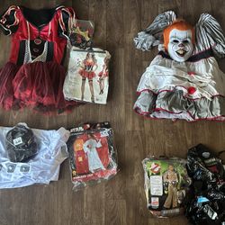 Halloween Costumes 