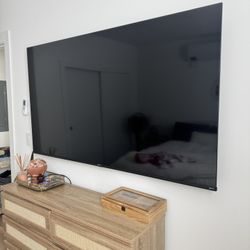 65 Inch Roku TV