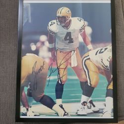 Brett Farve Autographed Photo