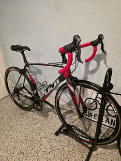 🔥🚲🔥 Fuji
Altamira 3.0(54cm)🧍‍♂️5'5 /5'9🔥🚲🔥
