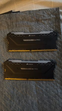 Corsair Vengeance RGB Pro 32GB (2x16GB) DDR4 3200MHz
