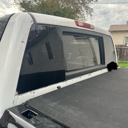 Nissan Titán Window 