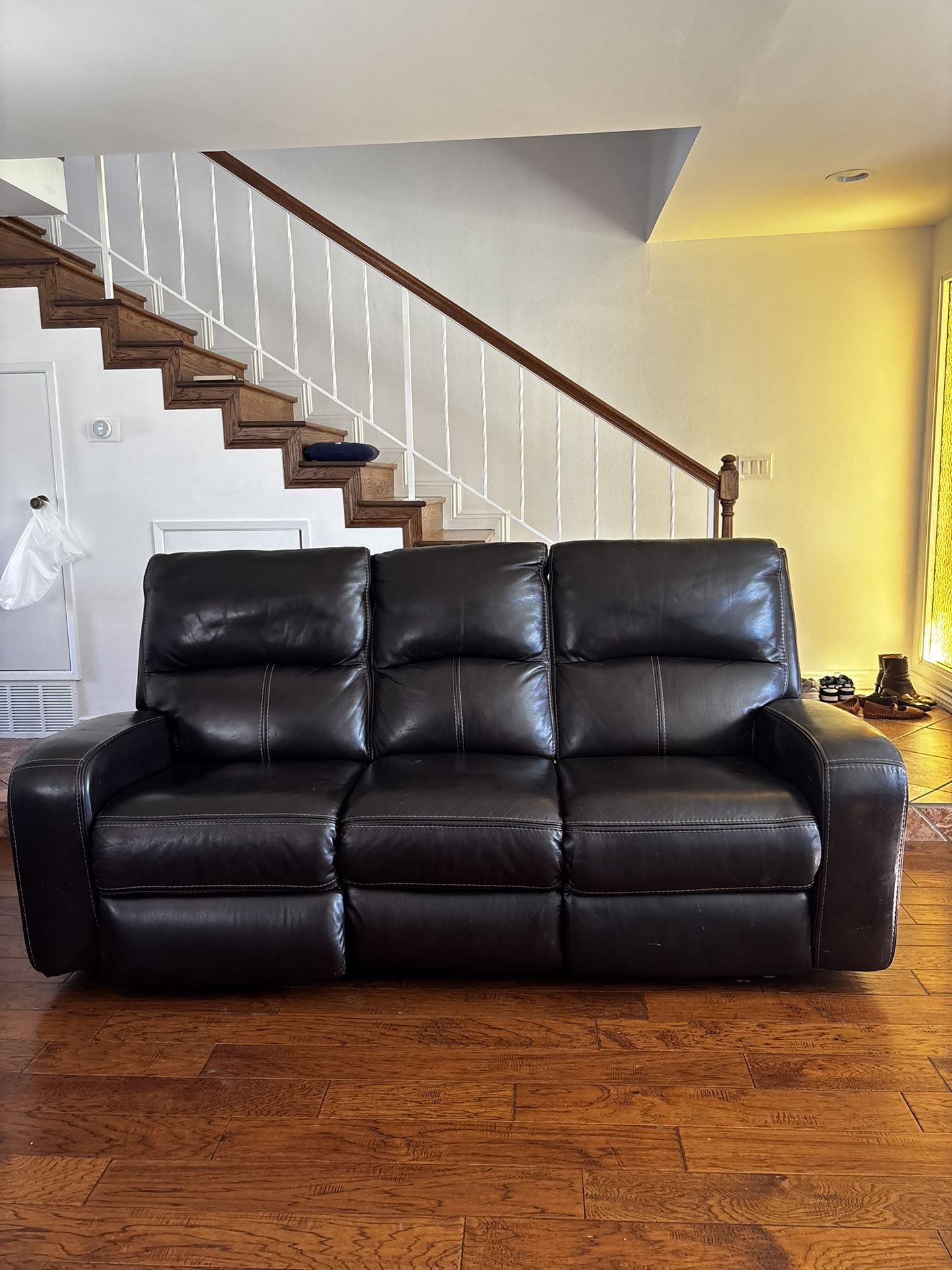 Leather Power Recliners Couches