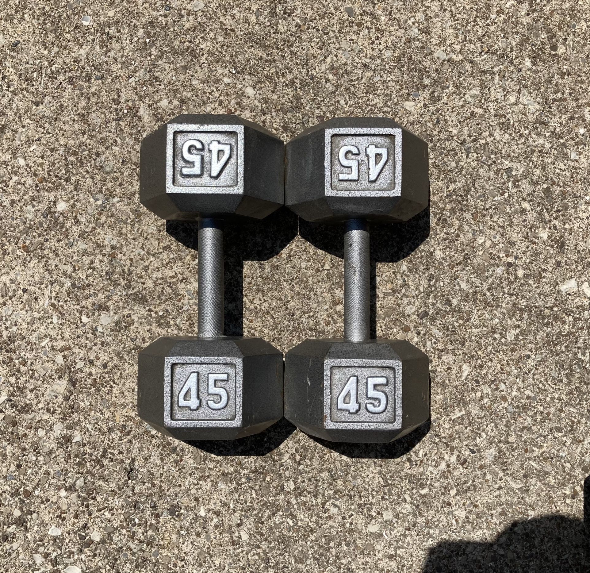 45 lb dumbbells dumbbell set x2 90 lbs total Cast Iron weights weight pair pounds pound 45lb 45lbs 90lb 90lbs