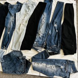 Women Jeans 👖 👖👖.!☀️