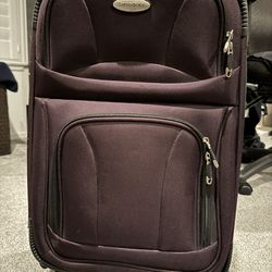 Samsonite carry on luggsge