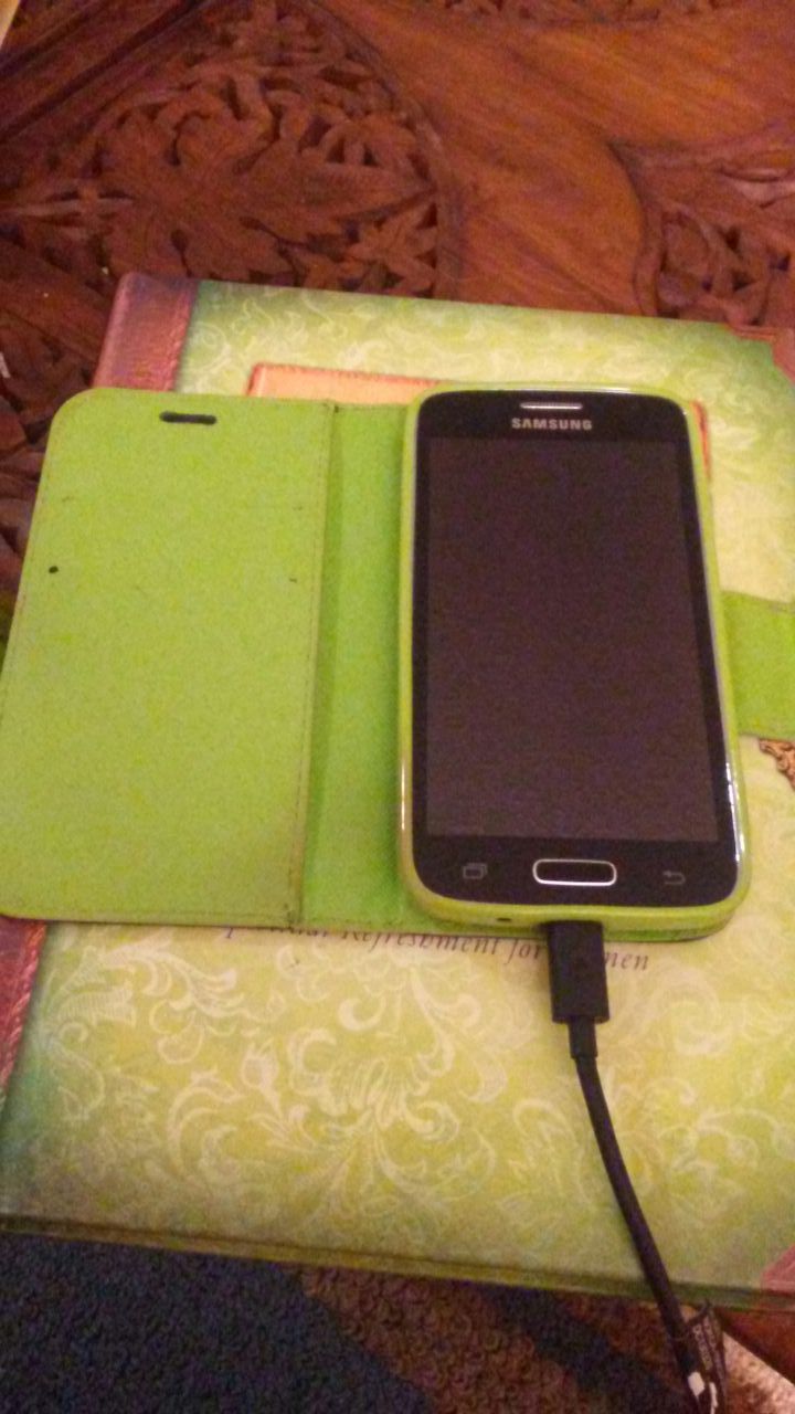 Samsung Galaxy Avant (sm-g38)
