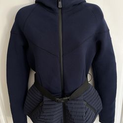 Authentic Moncler Women's Maglia Cardigan Jacket Hoodie Size 2 Medium, Color: Navy Blue Preowned, Great Shape