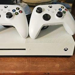 1TB white Xbox One S
