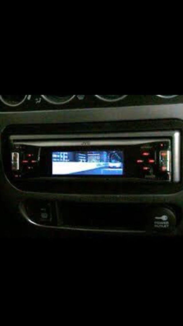 High end JVC KD-LH810 lcd with animated display and auxiliary plug and tilt screen animation display