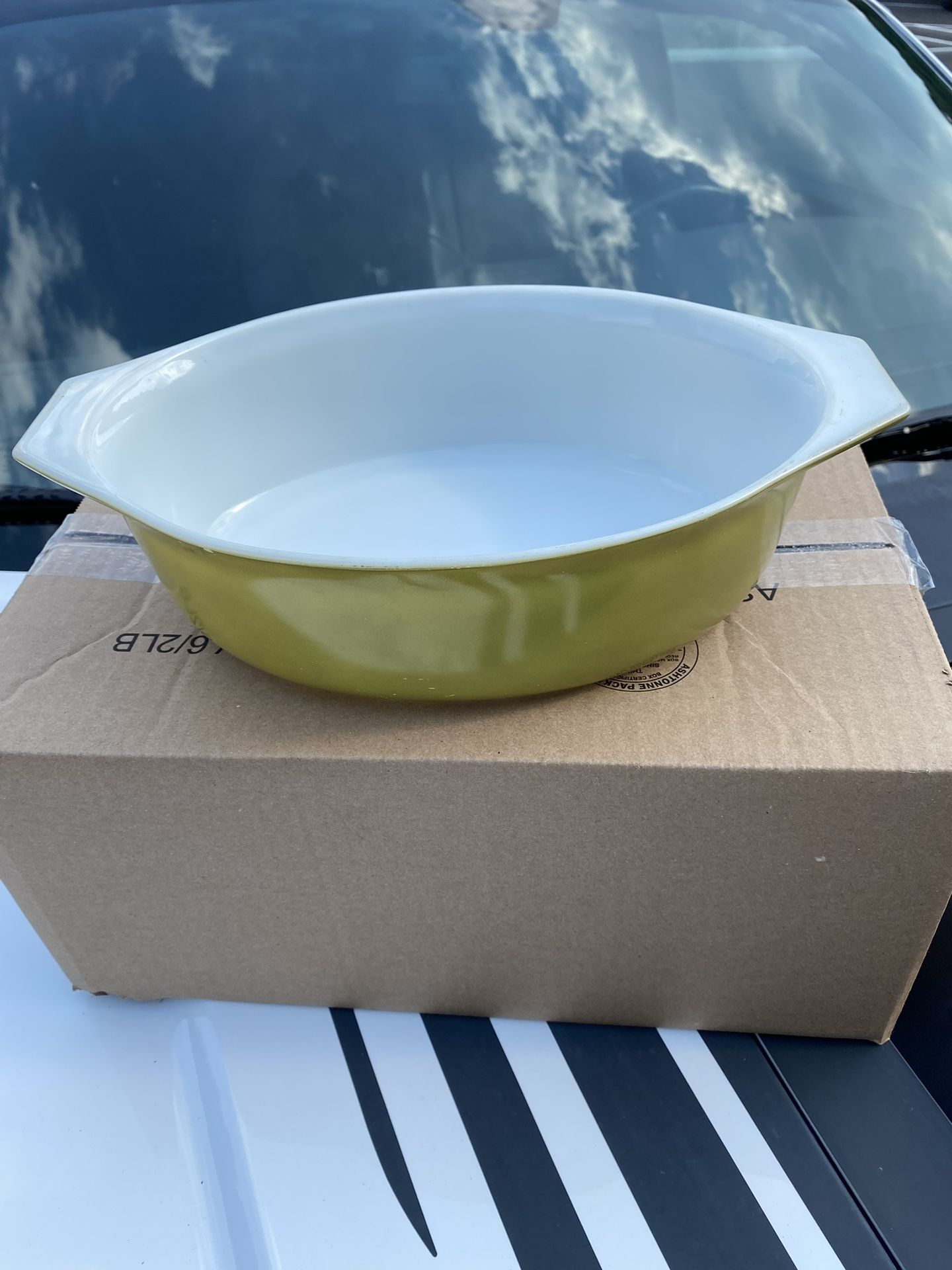 Vintage Pyrex Dish