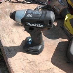 Makitta Drill