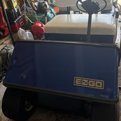 1999 EZ GO Golf Cart