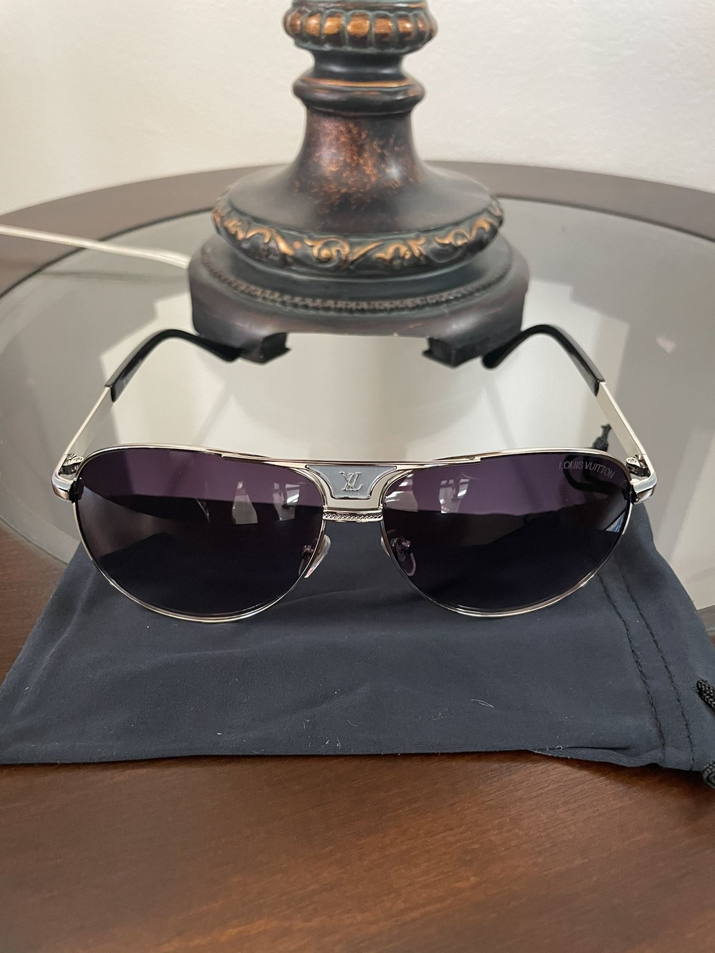 Louis Vuitton LV Clockwise Sunglasses for Sale in New Orleans, LA - OfferUp