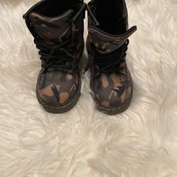 #7c Boys Shoes 