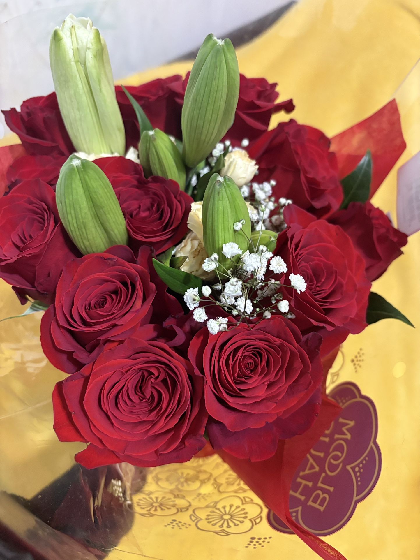 Bouquet of red roses Bloom Haus
